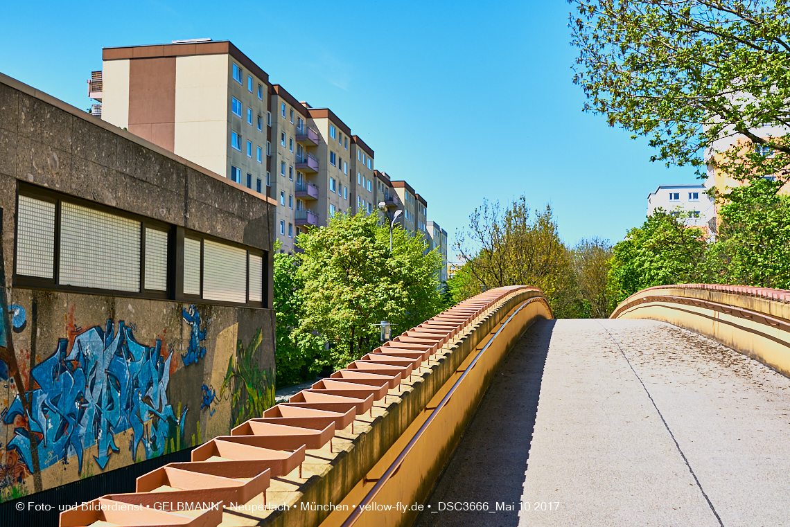 21.03.2017 - Abrissbaustelle Quiddezentrum in Neuperlach